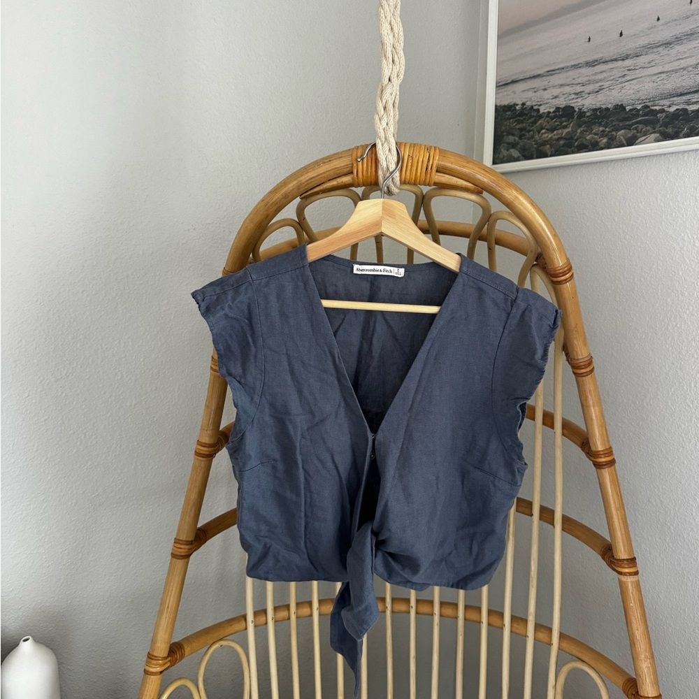 Abercrombie & Fitch Blue Linen Tie Front Crop Top Small